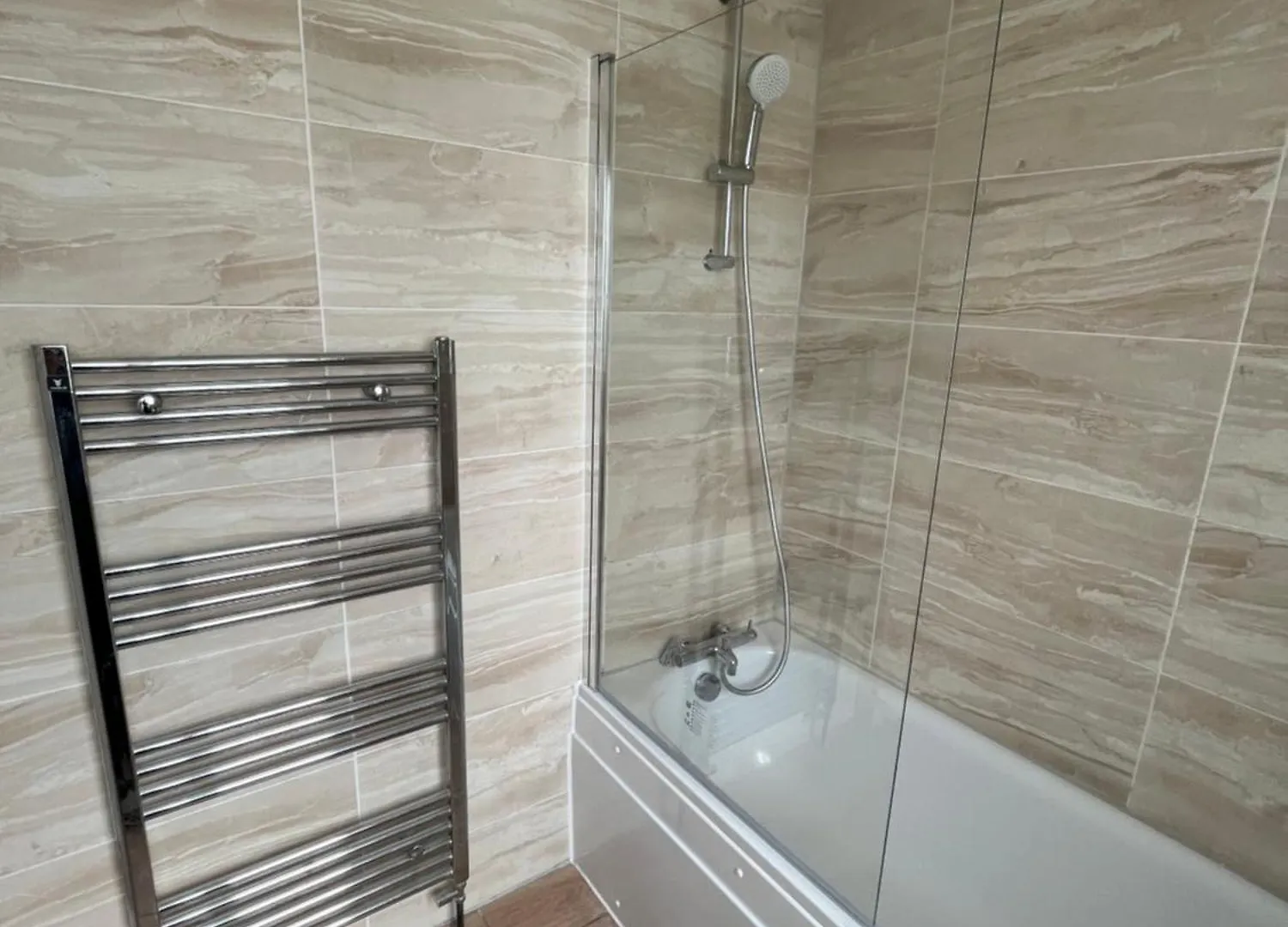 2Bd Apt East London Sleeps 7! Apartment